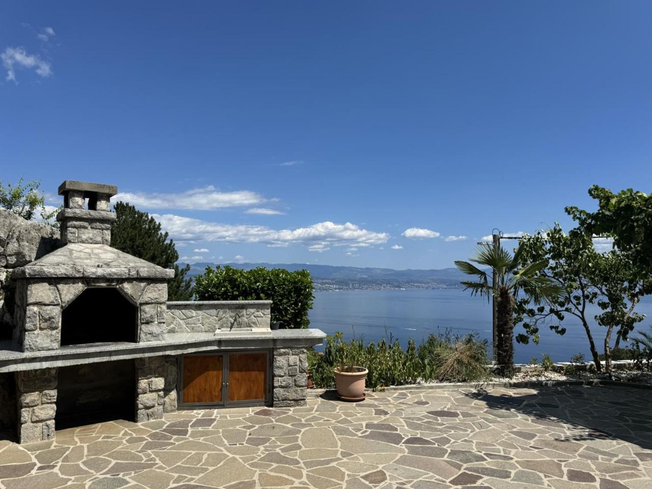 Heart Of Stone Apartment Tulisevica Exterior foto