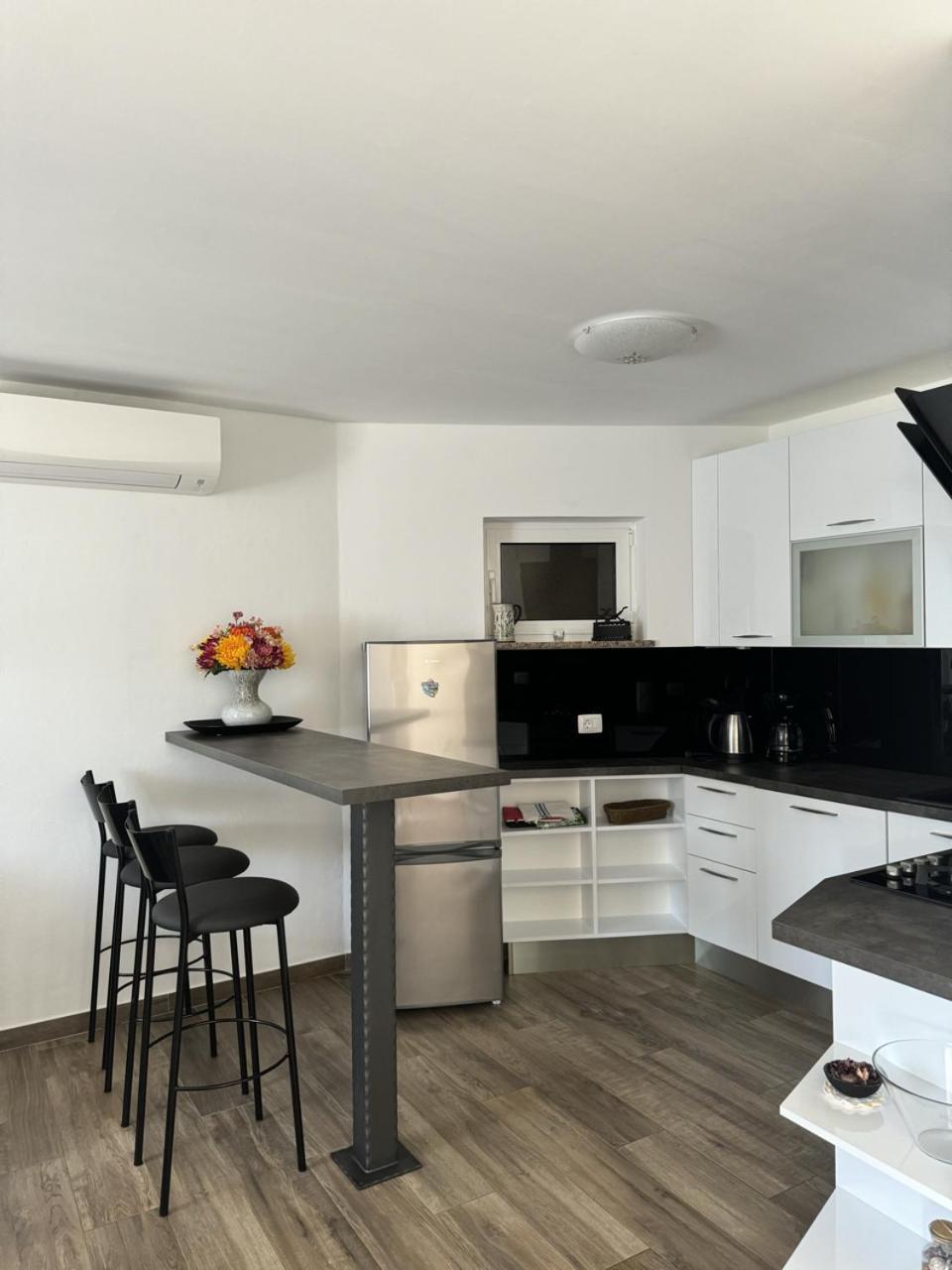 Heart Of Stone Apartment Tulisevica Exterior foto